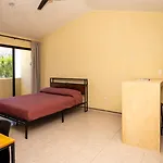 Compact Studio With Balcony Park View Casa Jurel